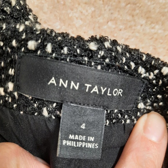Ann Taylor Woven/Knit Black Pencil Midi Skirt Size 4 - Picture 6 of 6